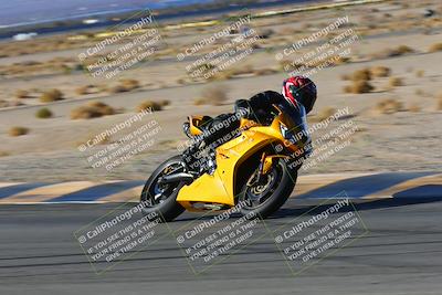 media/Jan-08-2022-SoCal Trackdays (Sat) [[1ec2777125]]/Turn 11 (215pm)/